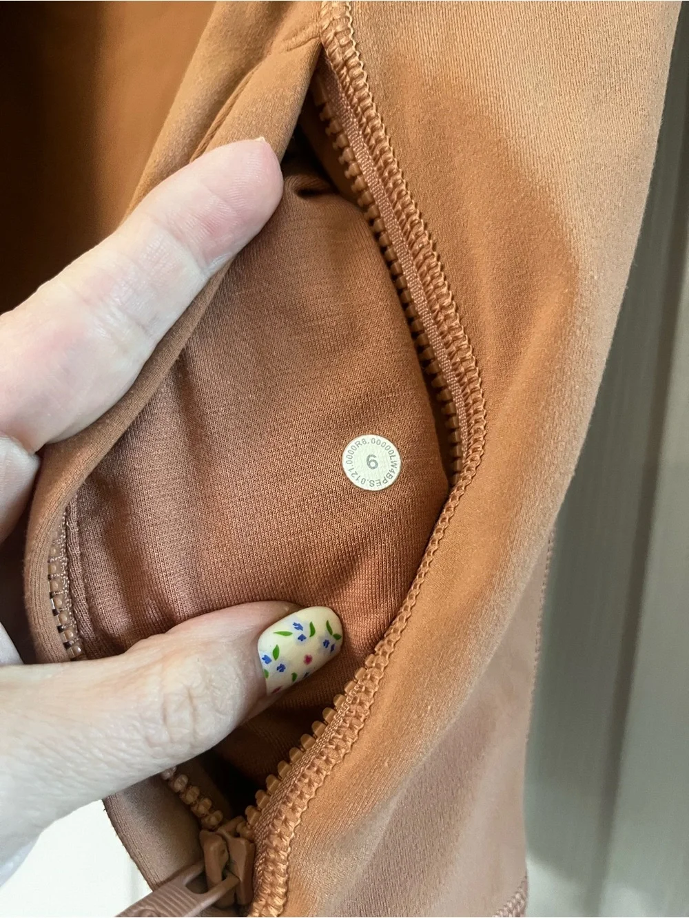 Full Zip-Up Hooded Women's Jacket lululemon size 6